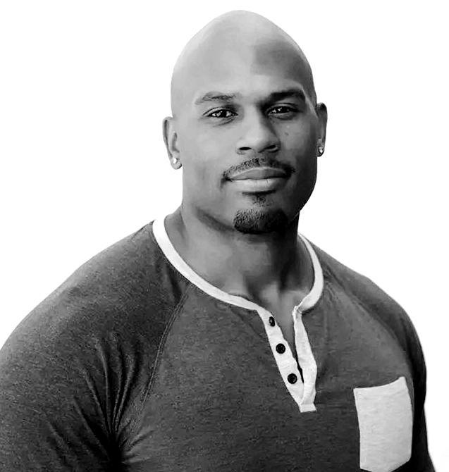 传奇巨星复出助阵，球场注定风云激荡