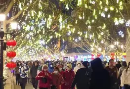 精彩足球盛事热度不减，球队实力强大的简单介绍